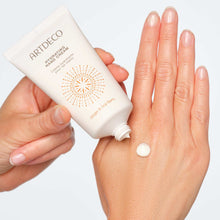 Cargar imagen en el visor de la galería, HYDRATING HAND CREAM