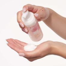 Cargar imagen en el visor de la galería, PURE SILK CLEANSING MOUSSE