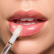 Cargar imagen en el visor de la galería, GLAM SHINE LIP GLOSS - GOLD