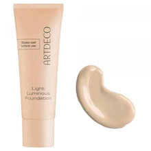 Cargar imagen en el visor de la galería, LIGHT LUMINOUS FOUNDATION