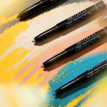 Cargar imagen en el visor de la galería, High Performance Eyeshadow Stylo 26 - At The Pier
