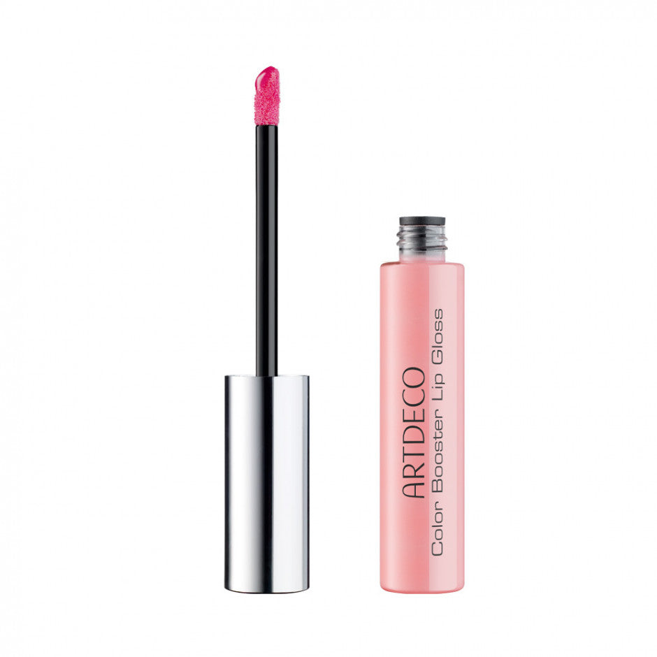 Color Booster Lip Gloss realza el color natural de tus labios. Su fórmula detecta el pH de la piel y aviva de manera natural el tono con una delicada pigmentación. El color final es individual para cada labio, puede oscilar entre un suave rosa y un rosa radiante. Gracias a su efecto hidratante, nutre los labios y les aporta una apariencia más voluminosa.